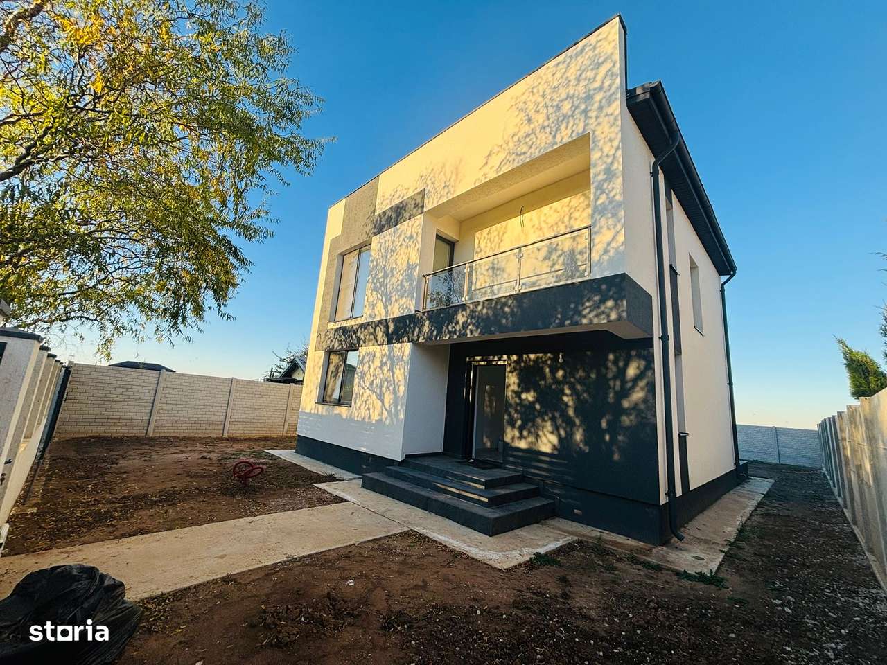 Casa cu 5 camere ZONA AVIATORILOR in Comuna Berceni Ilfov-0