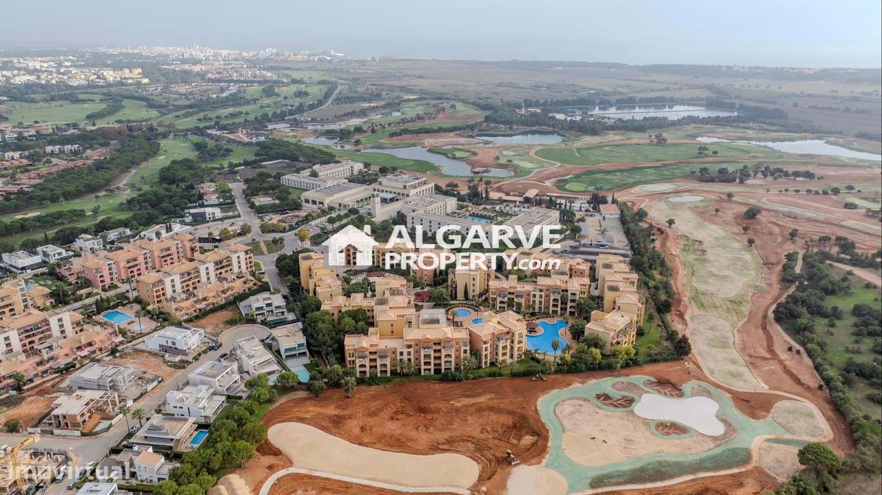 Apartamento de Luxo T2 junto ao Campo de Golfe Victoria em Vilamoura,-4