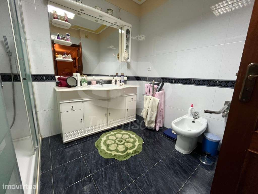 Apartamento T3 com box no Forte da Casa-16