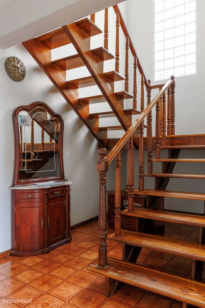 Moradia T7 com vista mar preparada para Alojamento-7