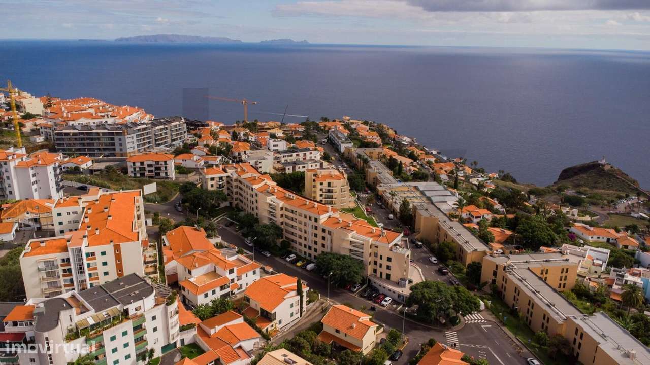 T1 Renovado no Garajau Terrace – Condomínio Fechado com Piscina e Vist - Grande imagem: 5/26