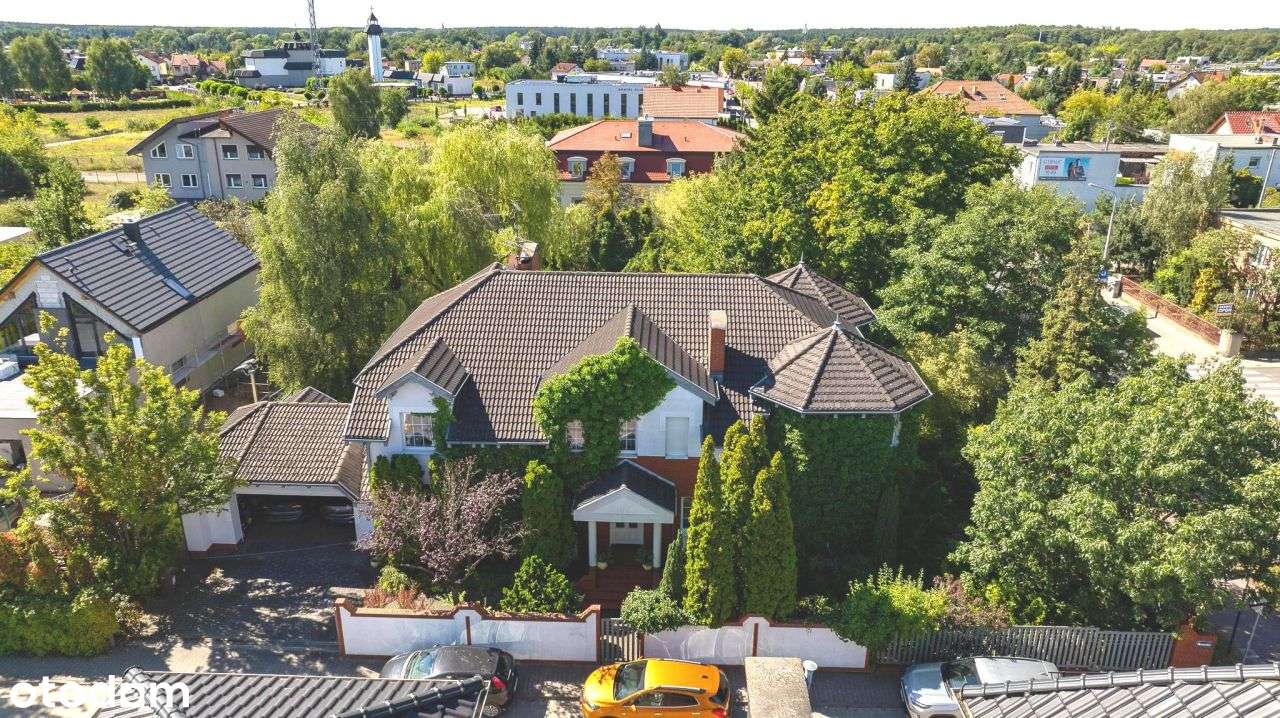 Wspaniała Willa Z Wyjątkowym Ogrodem-0