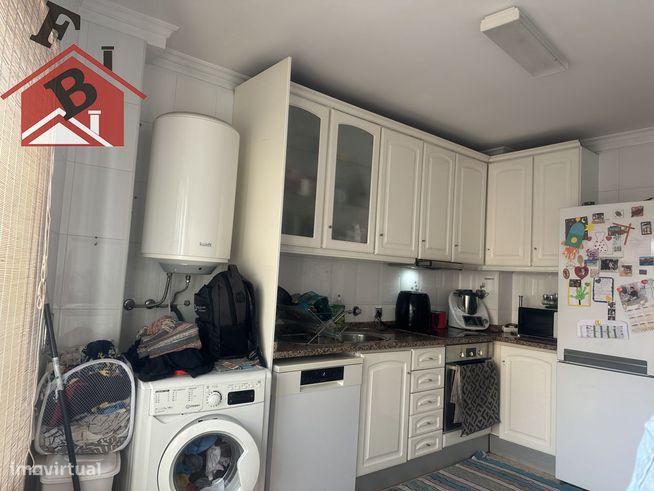EXCELENTE T2 C/ LAREIRA ÁREA 123M2 SANTA MARINHA 220.000€-5