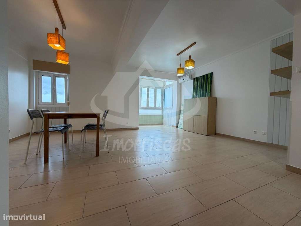 Apartamento T2 para arrendamento no Bairro de São Francisco, Camarate - Grande imagem: 2/17