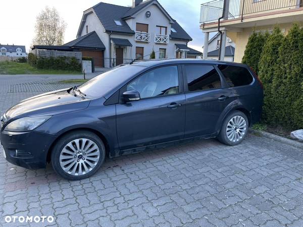 Ford Focus Turnier 2.0 TDCi DPF Titanium - 1