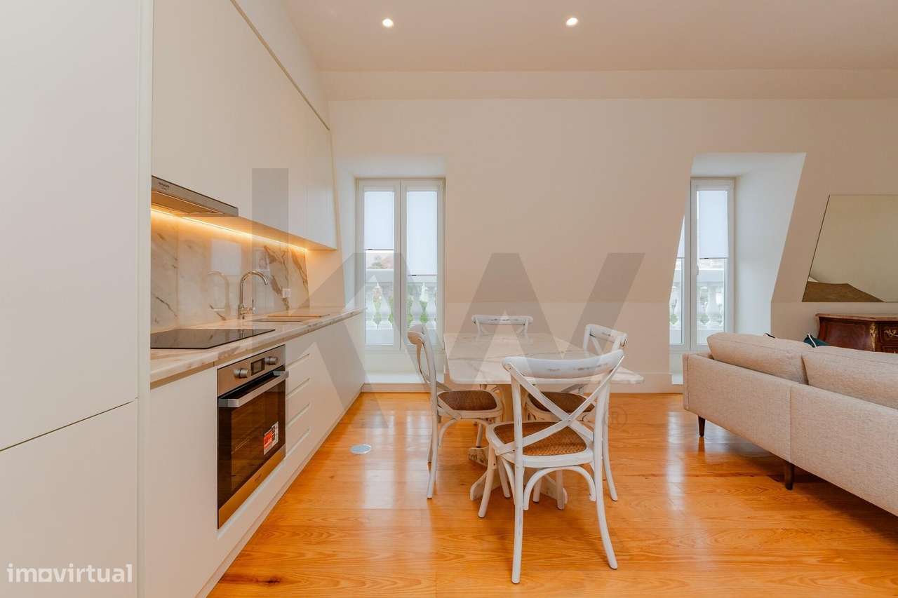 T2 de Luxo com Vista Rio no Largo de Santos — Elegância e História no - Grande imagem: 4/33