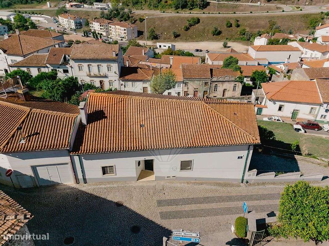 Moradia T6 para venda-31