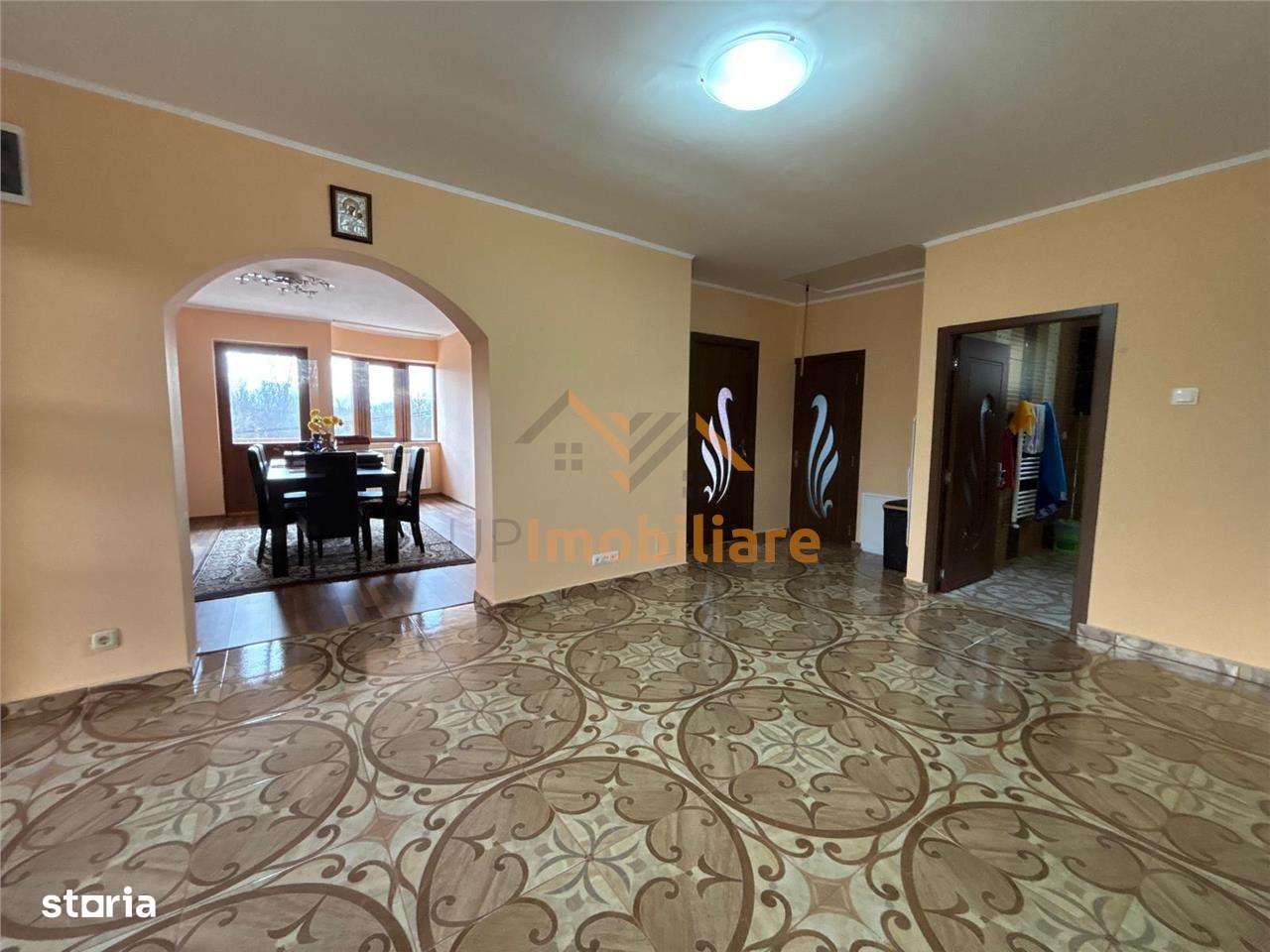 CASA DE INCHIRIAT 3 CAMERE | TERASA | ORADEA| LOCURI DE PARCARE - Imagine principală: 4/11