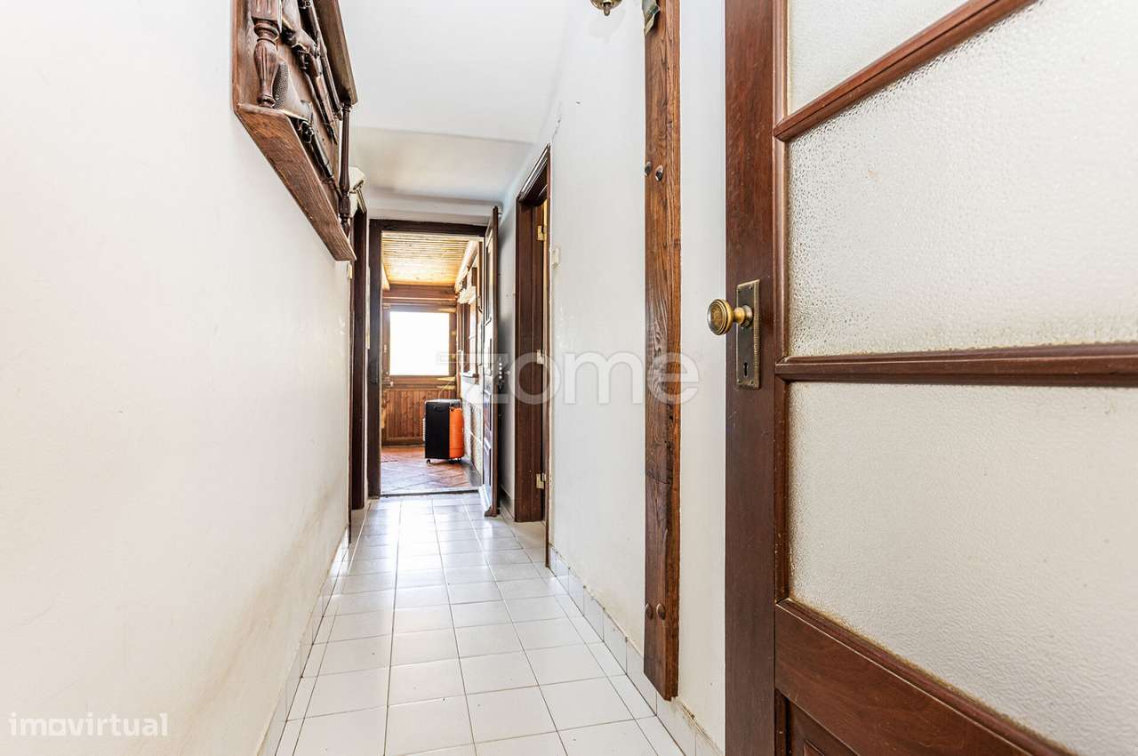 Moradia T5 a 3 minutos a pé da Praia de Carcavelos-6