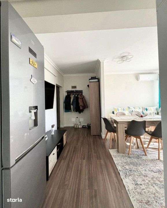 apartament cu 2 camere,etaj intermediar - Imagine principală: 2/7