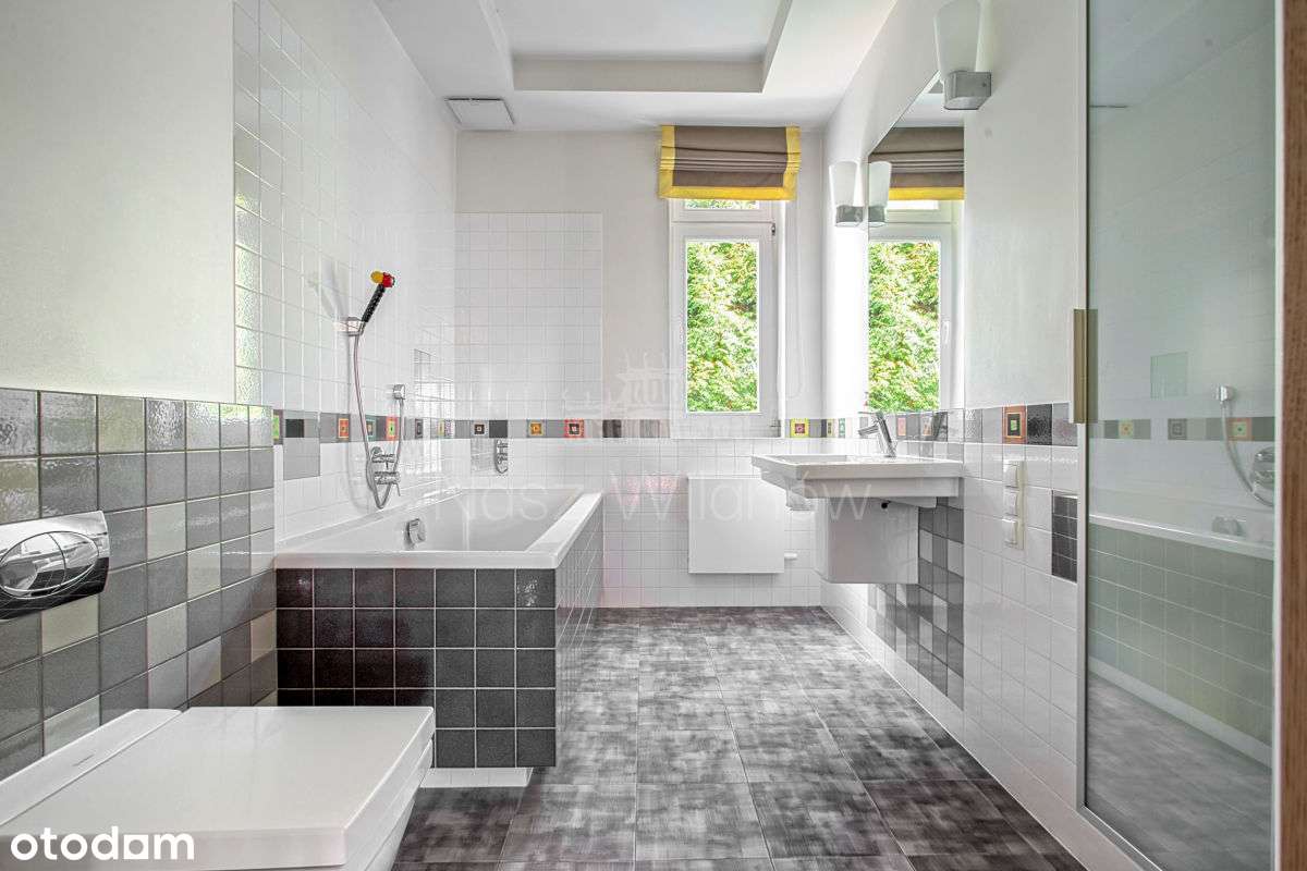 Przestronny dom w uroczym zakątku-11