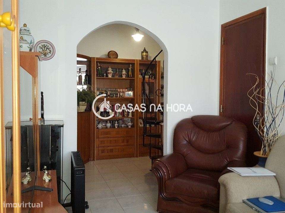 Setúbal, B.Liceu T2+1 com aproveitamento do sótão.-8