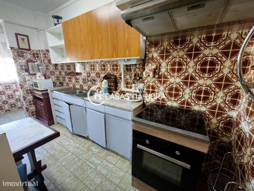 Apartamento T2  A 5 minutos do Metro Odivelas - Odivelas-8