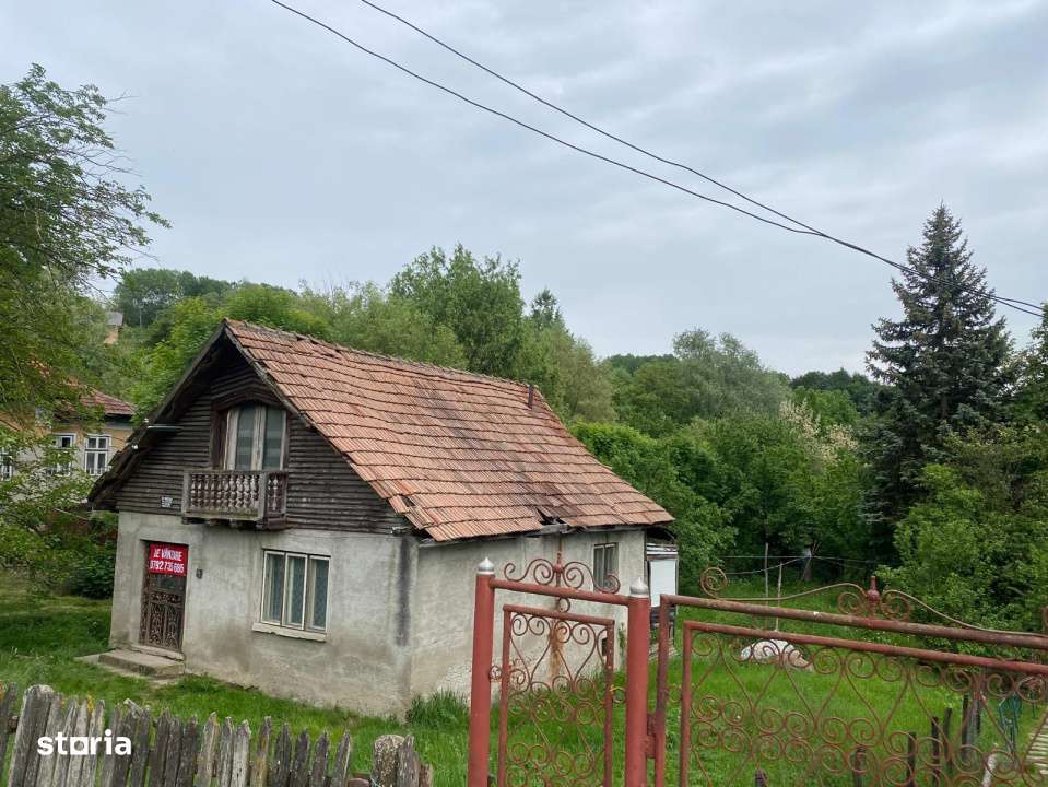 Casa batrineasca + Teren 1190 mp-0