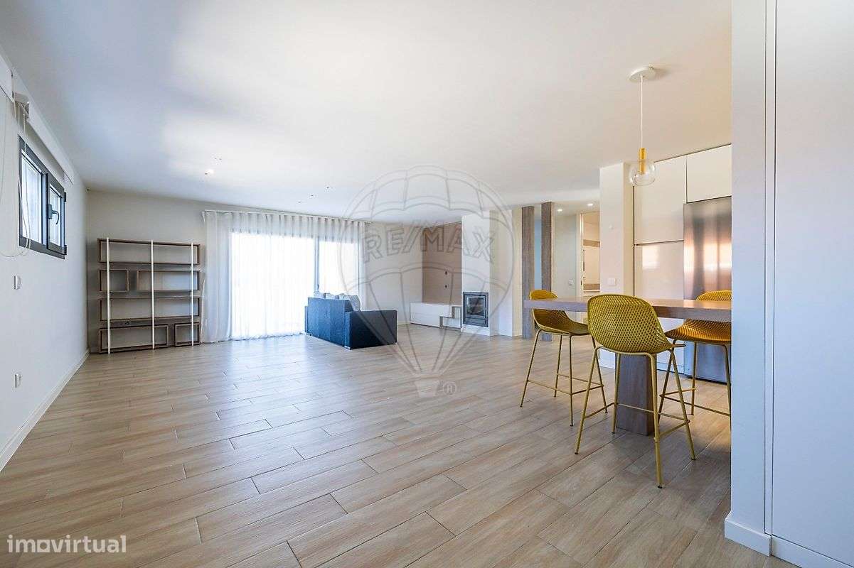 Apartamento T2 para arrendamento - Grande imagem: 4/18