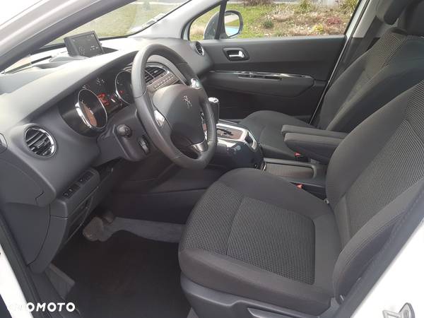 Peugeot 5008 155 THP Automatik Platinum - 14