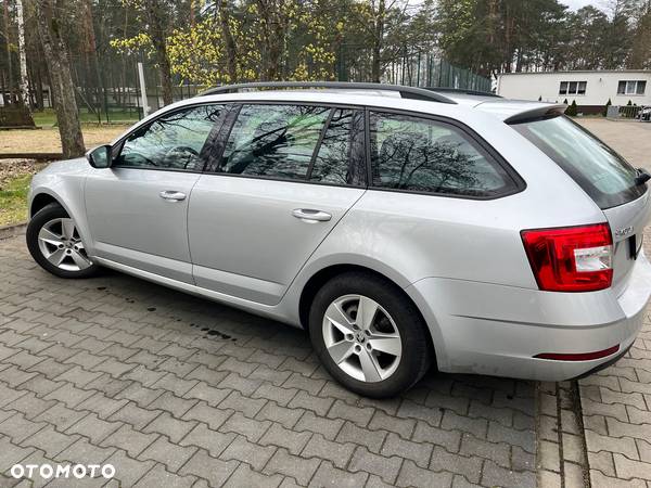 Skoda Octavia 1.6 TDI Active - 5