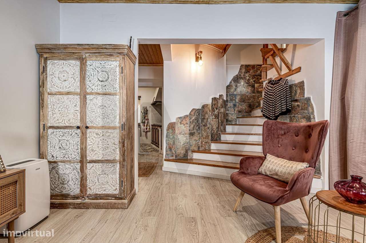 Moradia Acolhedora e Remodelada no Samouco, Alcochete, Setúbal-2