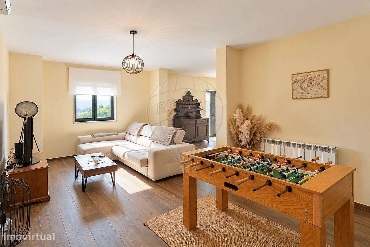 Moradia T4 para venda-3
