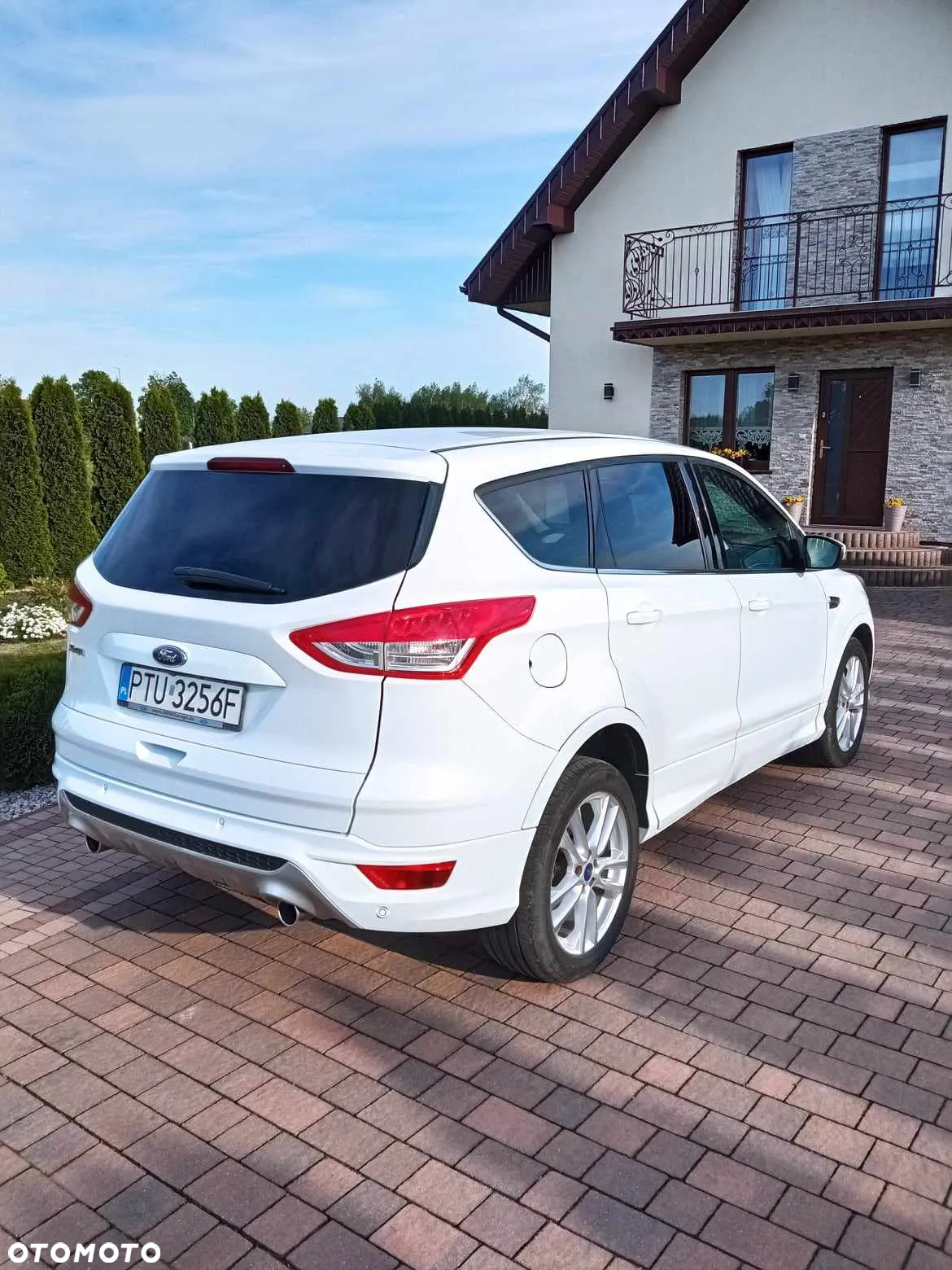 Ford Kuga - 13