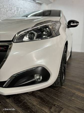 Peugeot 208 1.6 BlueHDi GT Line - 8