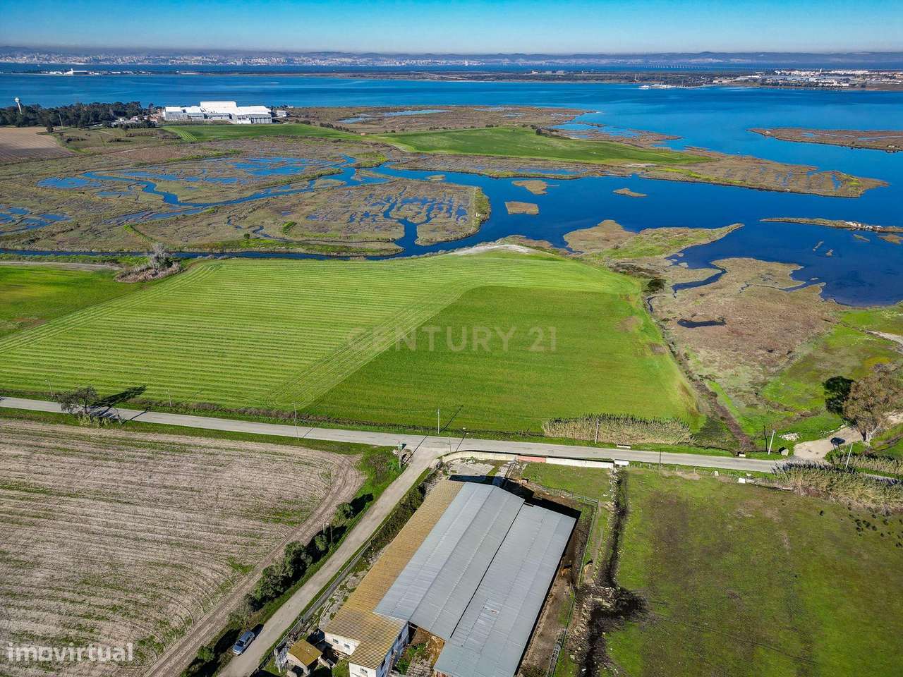 Propriedade na margem sul do Tejo, com 65ha e 796m2 dependências agríc - Grande imagem: 4/35