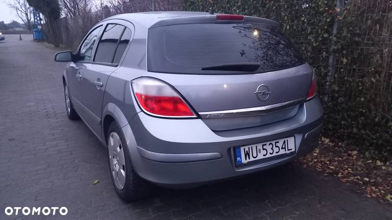 Opel Astra III 1.4 Elegance - 28