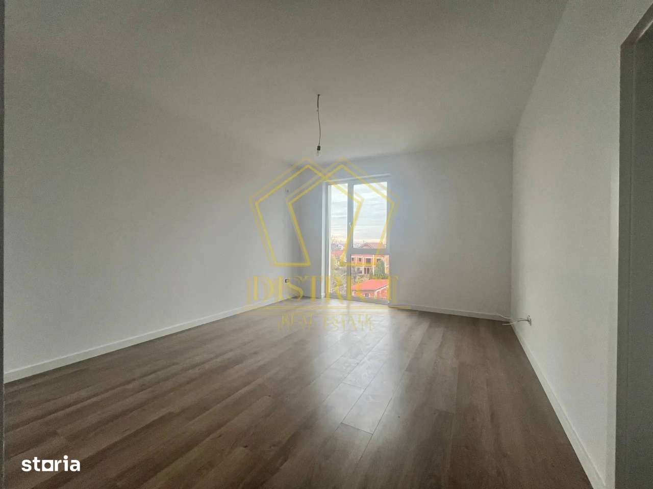 Apartament superb cu 2 camere si balcon de 10 mp I Freidorf - Imagine principală: 1/4