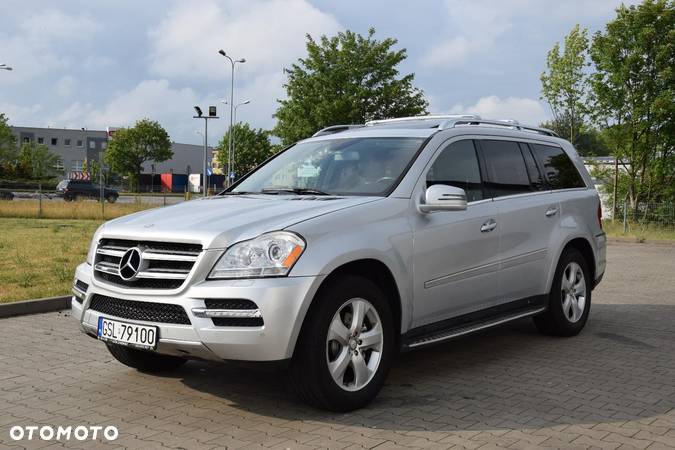 Mercedes-Benz GL 450 - 14