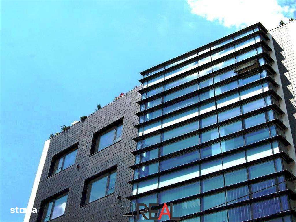 Spatiu pentru birouri 335 mp cu piscina si sala de fitness - Imagine principală: 1/8