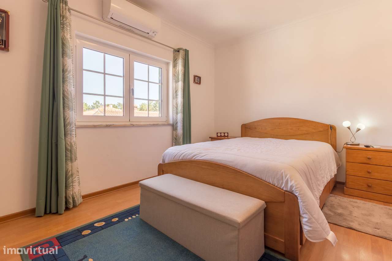 Moradia Geminada T3 na Quinta do Conde-12