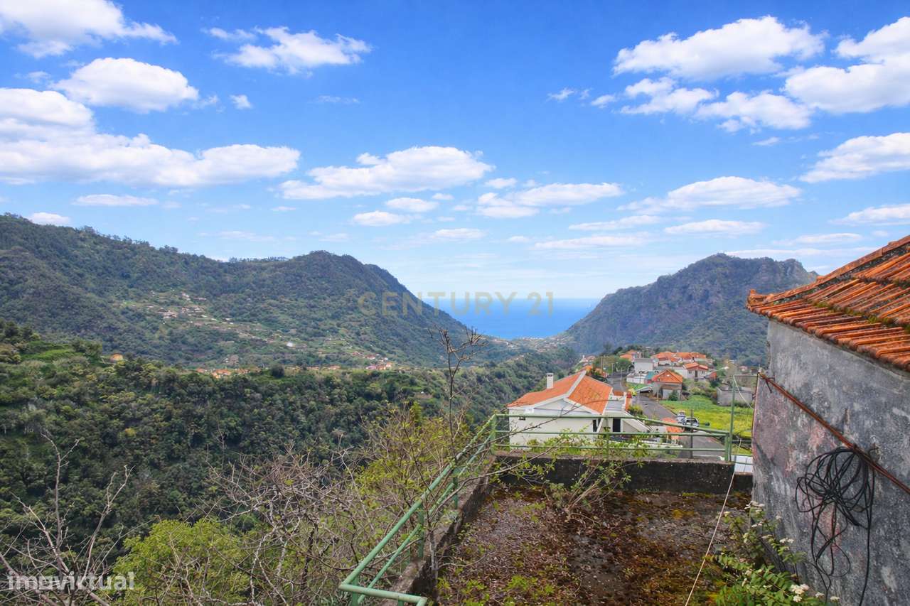 Moradia em São Roque do Faial com Vista Mar e Montanha-14
