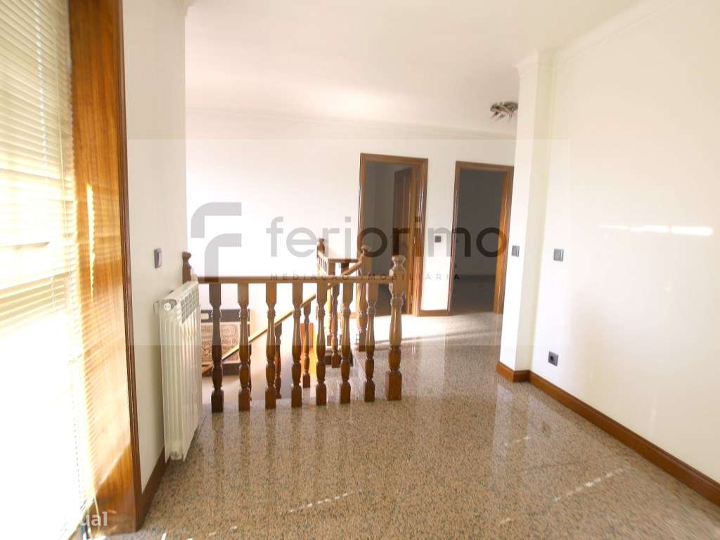 Espetacular Moradia Isolada T4-35