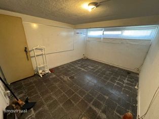 Vendo 2x Arrumos no estoril 30m2 - Grande imagem: 3/7