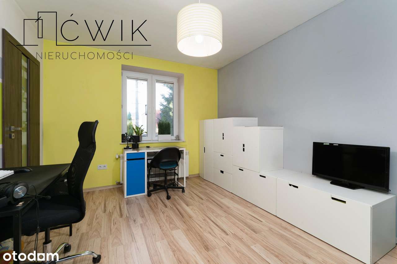 Dom z garażem i dużym tarasem - blisko centrum!-18