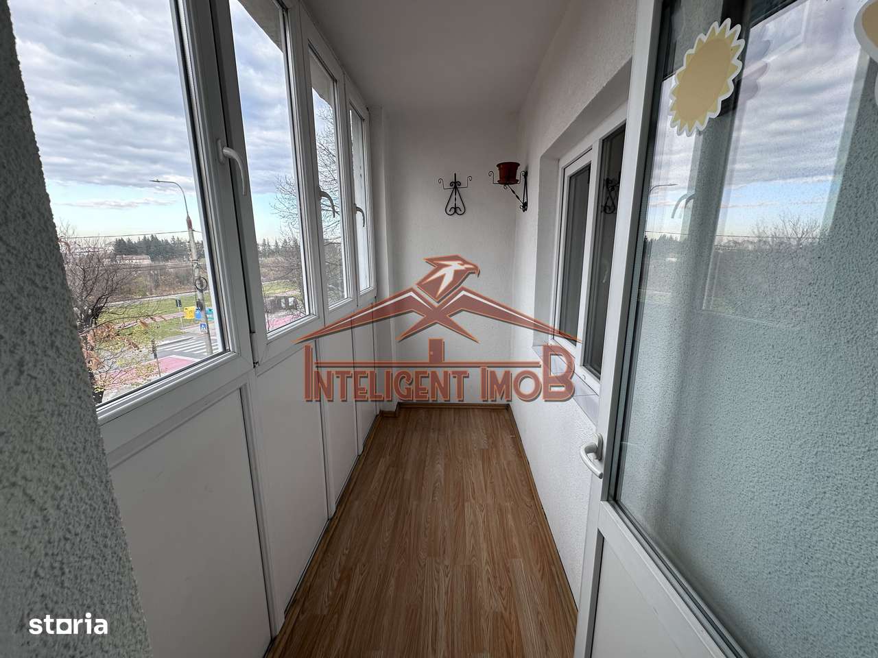 NOU! Apartament, decomandat, 4 camere, et.2 in Strand, Jud.SB-7