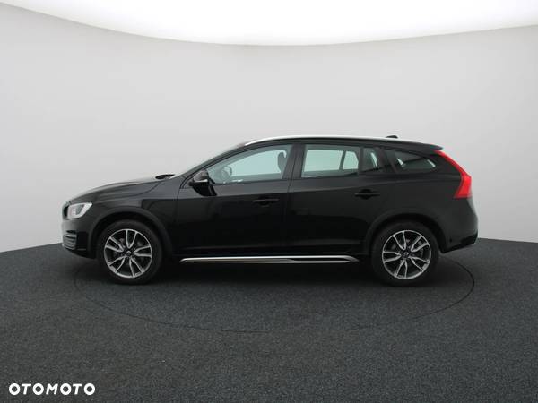 Volvo V60 Cross Country D3 Momentum - 6