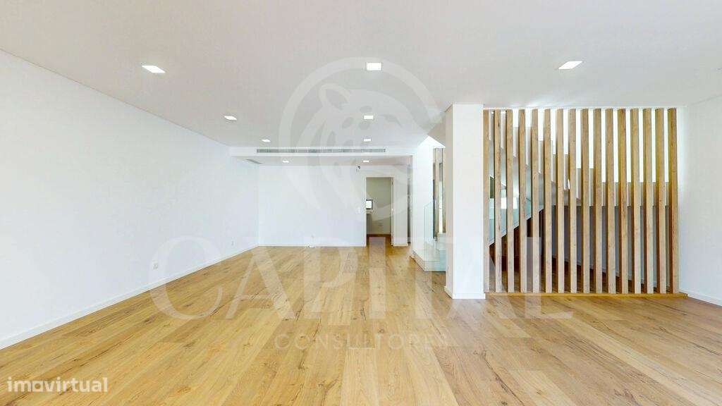 Magnífica Moradia T4 com Piscina e Terraço, em condomínio fechado - Grande imagem: 4/47