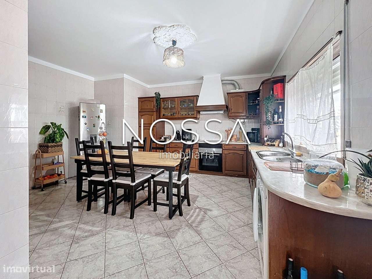 Moradia Bi-familiar | Renovada | Piscina | Caldas Rainha-10