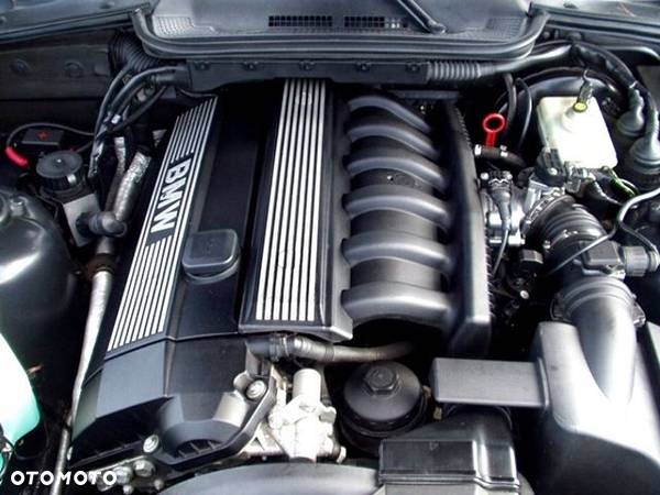 Silnik BMW 328i E39 E46 2.8 M52B28 2xVANOS - kom - 1