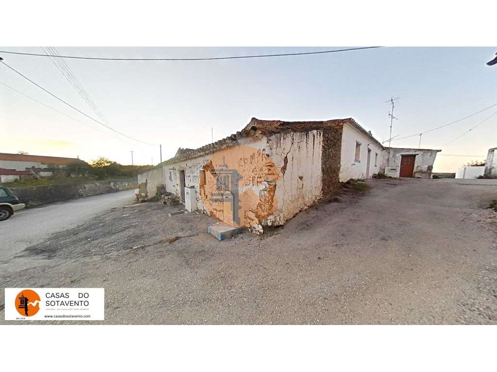 RUÍNA NA CORTE NOVA - 80 M2 - COM PÁTIO - ODELEITE - CASTRO MARIM - Grande imagem: 3/26