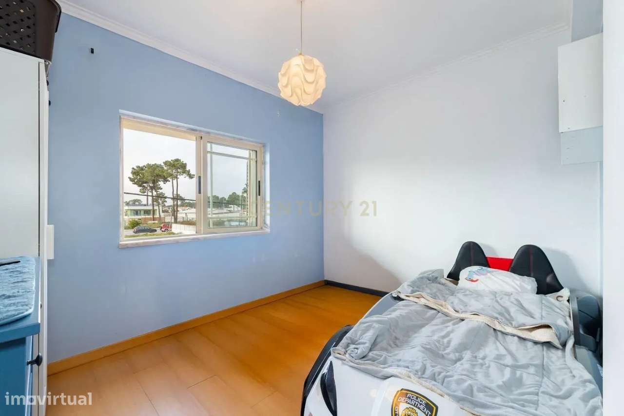 Moradia na Aroeira – Conforto, Elegância e Lazer-8