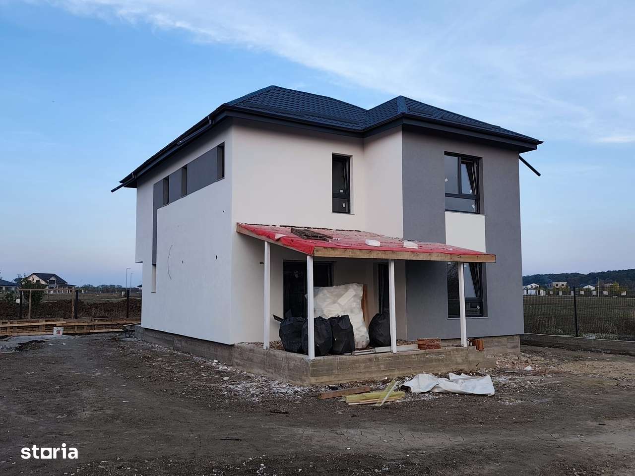 FARA COMISIOANE in Gulia casa 4 camere 3 bai P+1+pod terasa la cheie-3