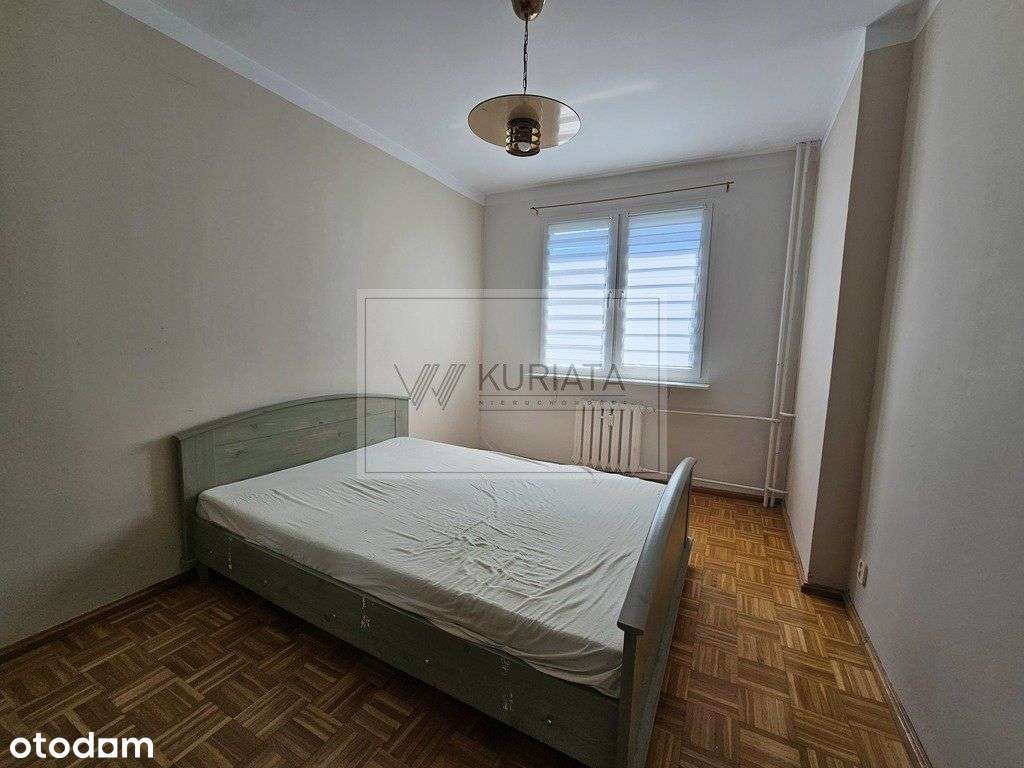 Pierwsze piętro 3 pokoje z balkonem-13