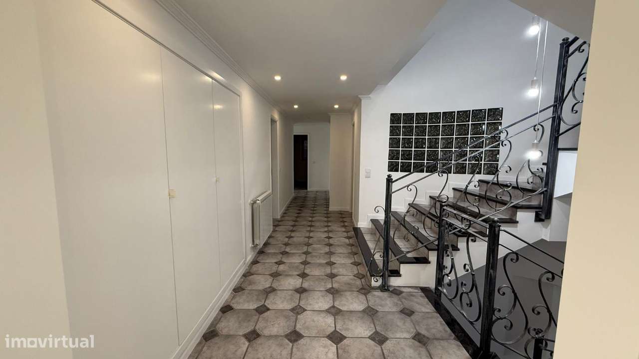 Moradia T3+1 com anexo, forno e churrasqueira, garagem e vistas da ...-15