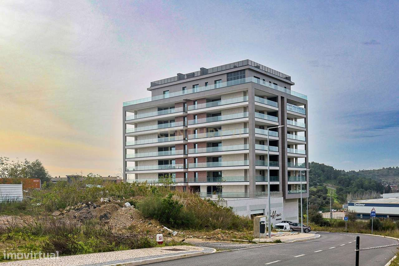 Apartamento T3 na MalvaRosa, Alverca-0