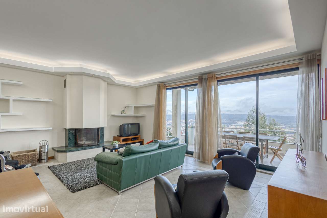 Moradia geminada à venda na Rua Tenente Sá Nogueira - VALONGO - Grande imagem: 2/41