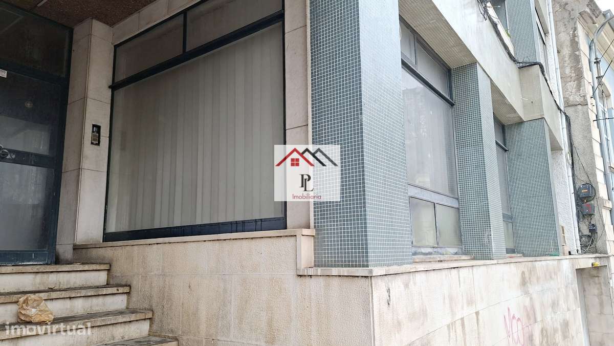 Loja com 550m2 de àrea, bem localizada | Coimbra - Grande imagem: 4/20