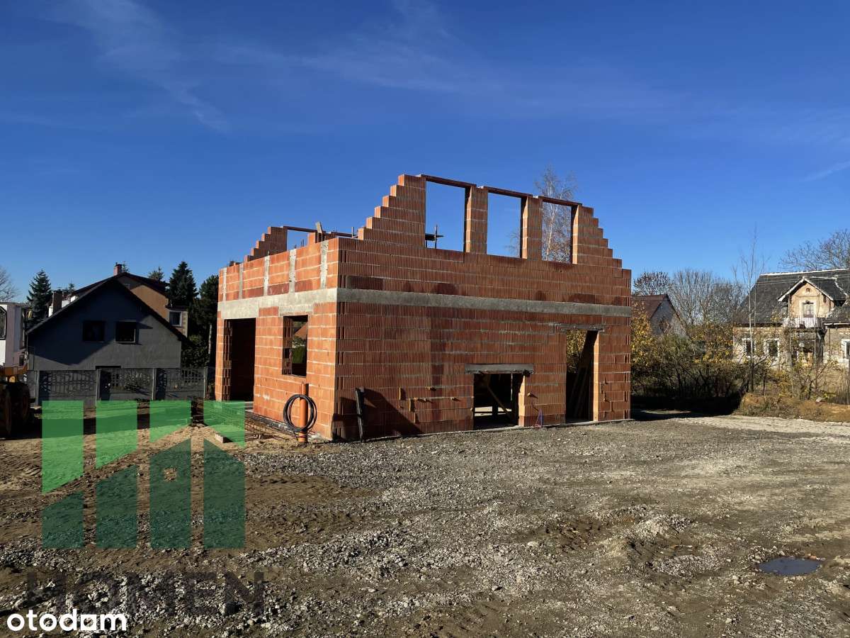 Dom w  cichej okolicy-8