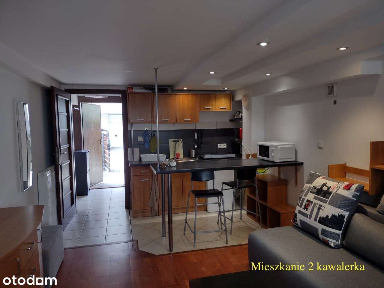 Dwa niezależne mieszkania | Muchobór Wielki, ul. Podolska-15